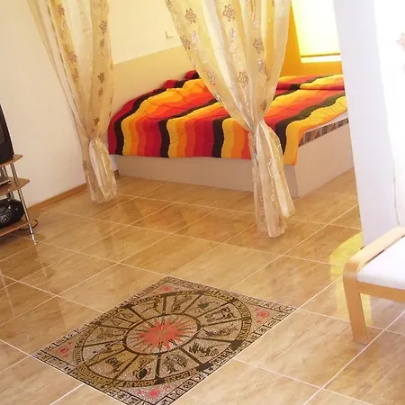 Apartamento In Sunny Hills 2 *