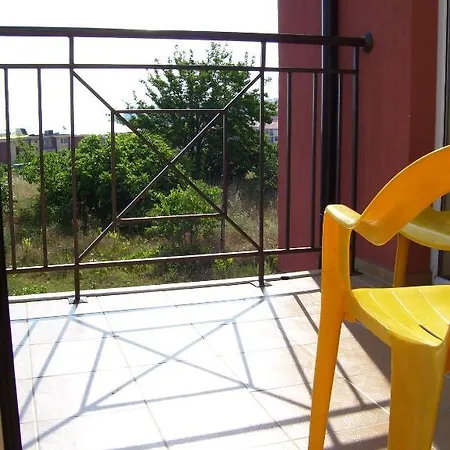 Apartamento In Sunny Hills 2 *